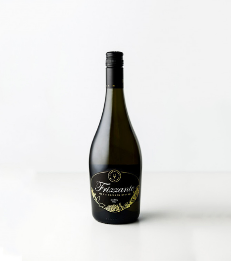 Frizzante je jemne perlivé víno  s nádychom bazového kvetu a luxusnej chuti s elegantným buketom. - Eshop, kúpte online cez záhraníctvo Kulla