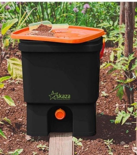 Kompostér Bokashi rozkladá bioodpad pomocou fermentácie a zamedzuje tak hnilobnému procesu. - Eshop, kúpte online cez záhraníctvo Kulla