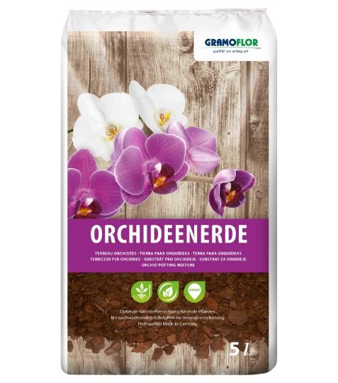 Gramoflor substrát (pôvod Nemecko) pre orchidey obohatený o borovicovú (píniovú) kôru. Špičková kvalita. Substrát je určený pre všetky druhy orchideí. - Eshop, kúpte online cez záhraníctvo Kulla
